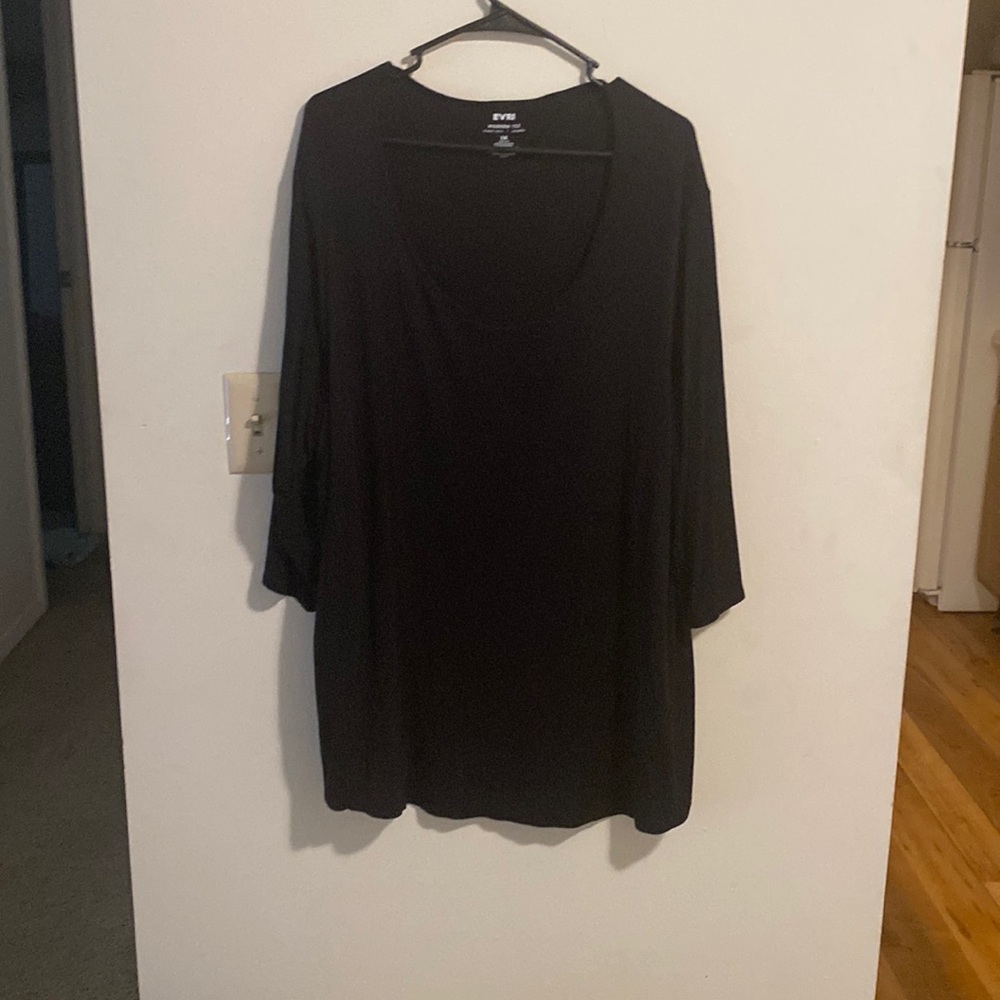 Black shirt